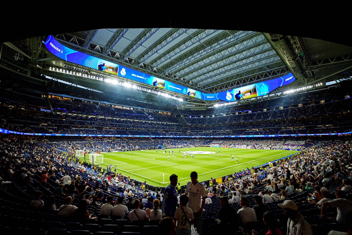 包含马赛发布备战花絮，赛后手感冰凉，欧冠任务艰巨，赛程密集仍需轮换的词条